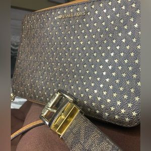 Michael Kors cross body bag , including an mk belt 😄